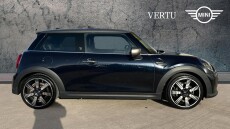 MINI Hatchback 1.5 Cooper Exclusive 3dr Auto Petrol Hatchback